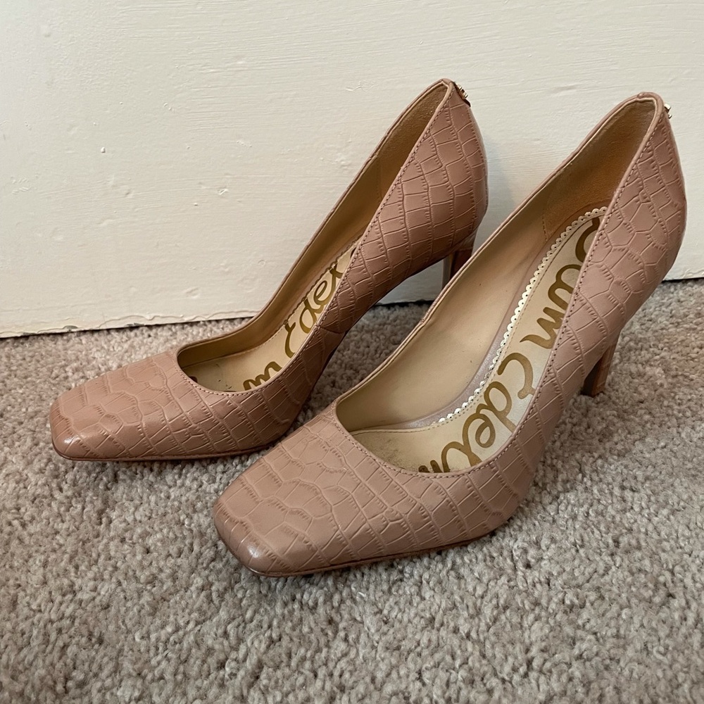 Sam Edelman croc pumps 🐊
